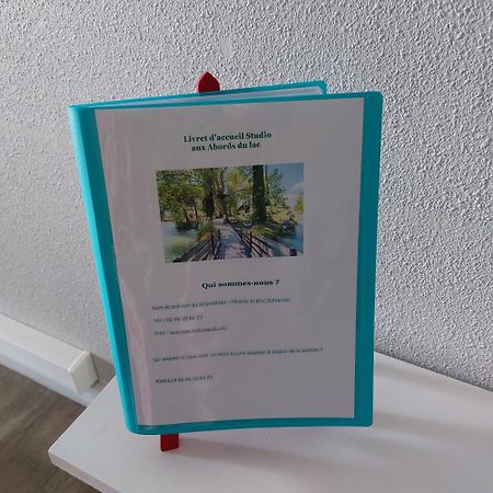 Aux Abords Du Lac Lägenhet Arles Exteriör bild